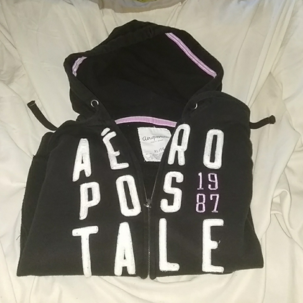 Black Aeropostale hoodie